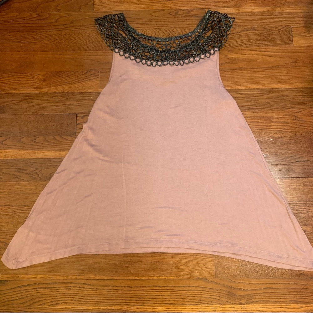 Willi Smith-Mauve Sleeveless Blouse with Accent-Sm